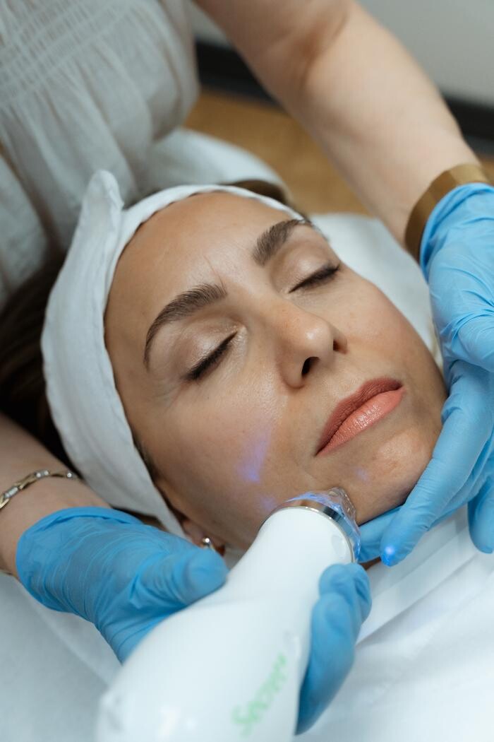 Images Luminesse Laser & Skin Clinic