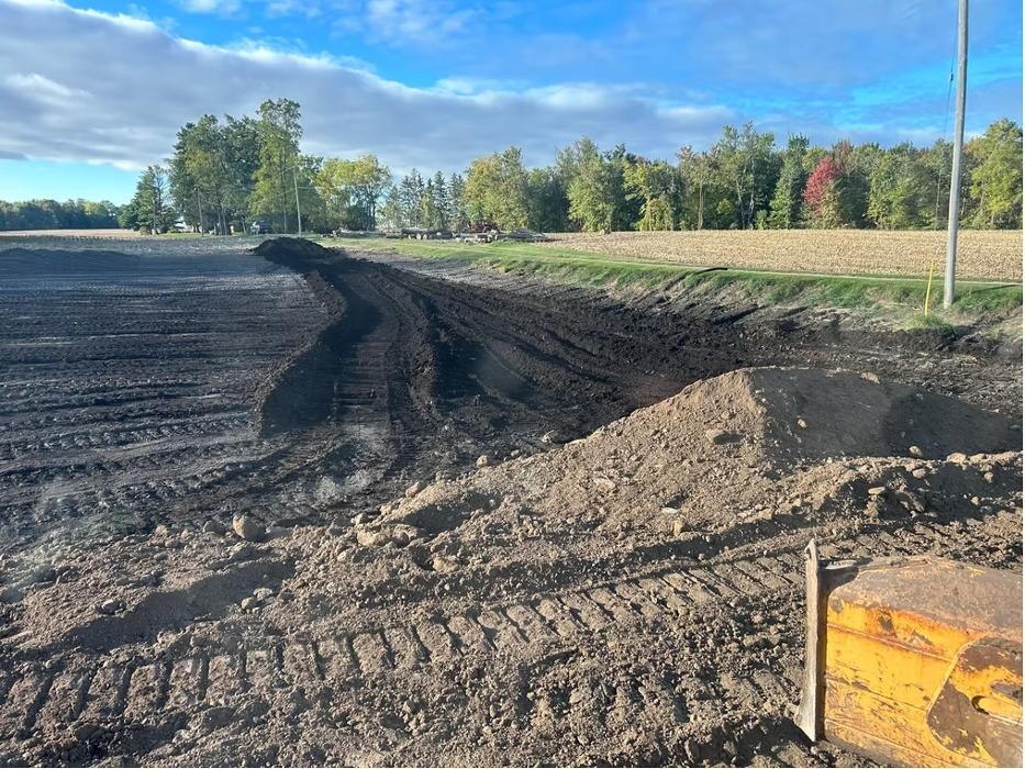 Images Hutchy's Custom Excavating Inc.