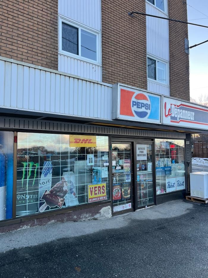 Images DHL Express Authorized Shipping Center