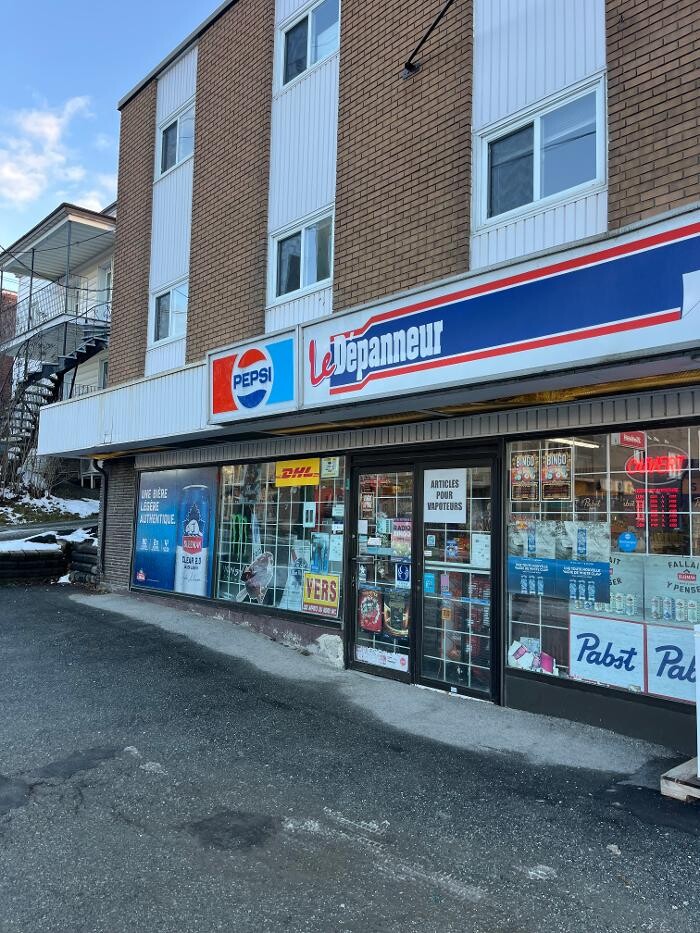 Images DHL Express Authorized Shipping Center