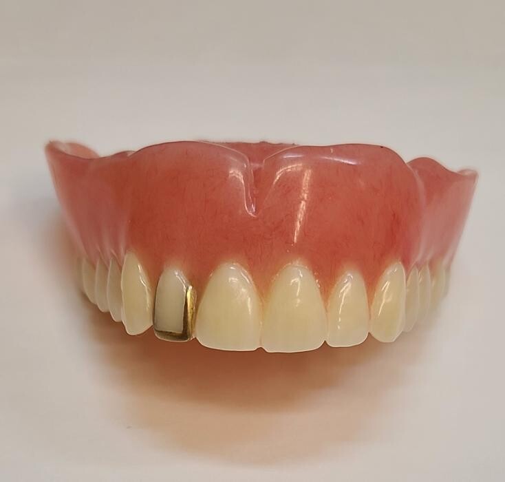 Images Aaron Denture Centre