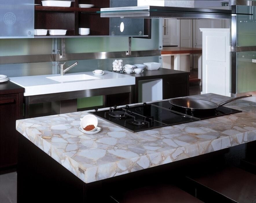 Images Universal Slate International Inc
