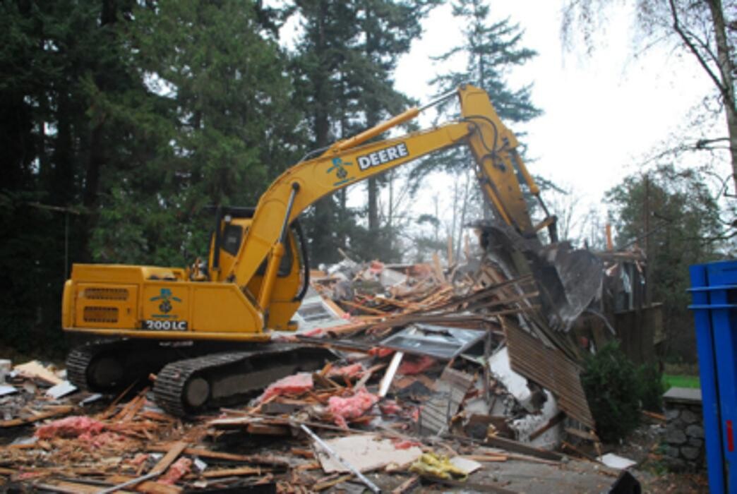 Images H L Demolition & Waste Management Ltd