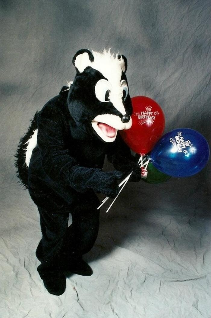 Images Turf Tiding & Clowning Around