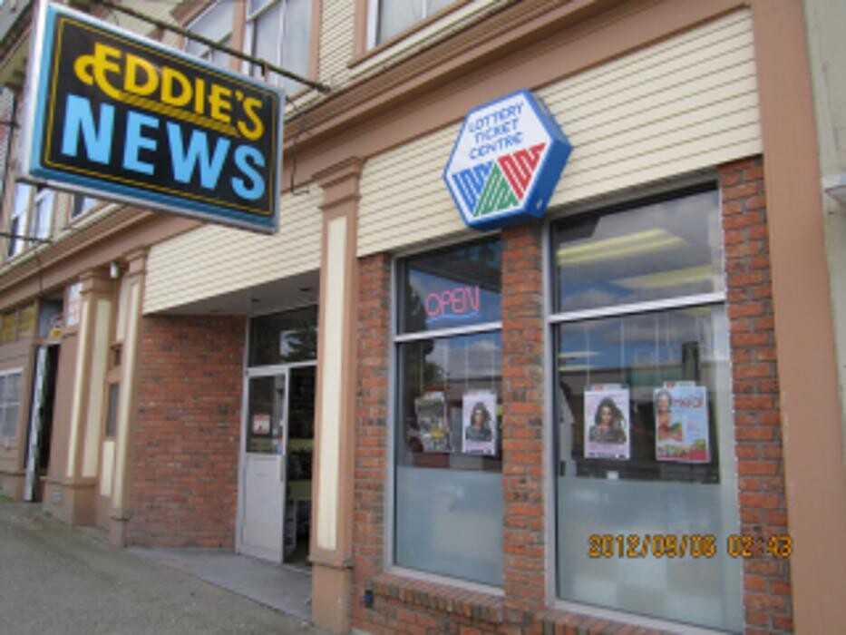 Images Eddie's News Stand & Novelties Or
