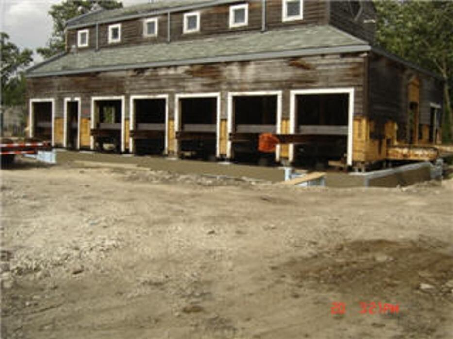 Images Vieville Building Movers Inc