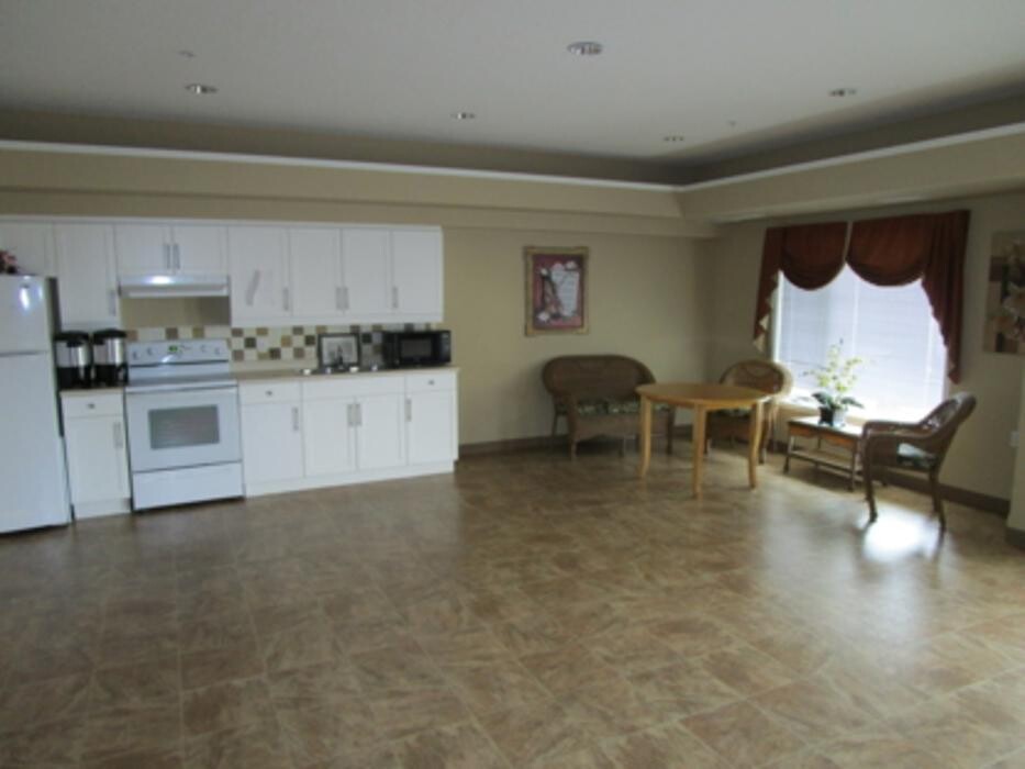 Images Dr James W Hemstock Assisted Living Residence