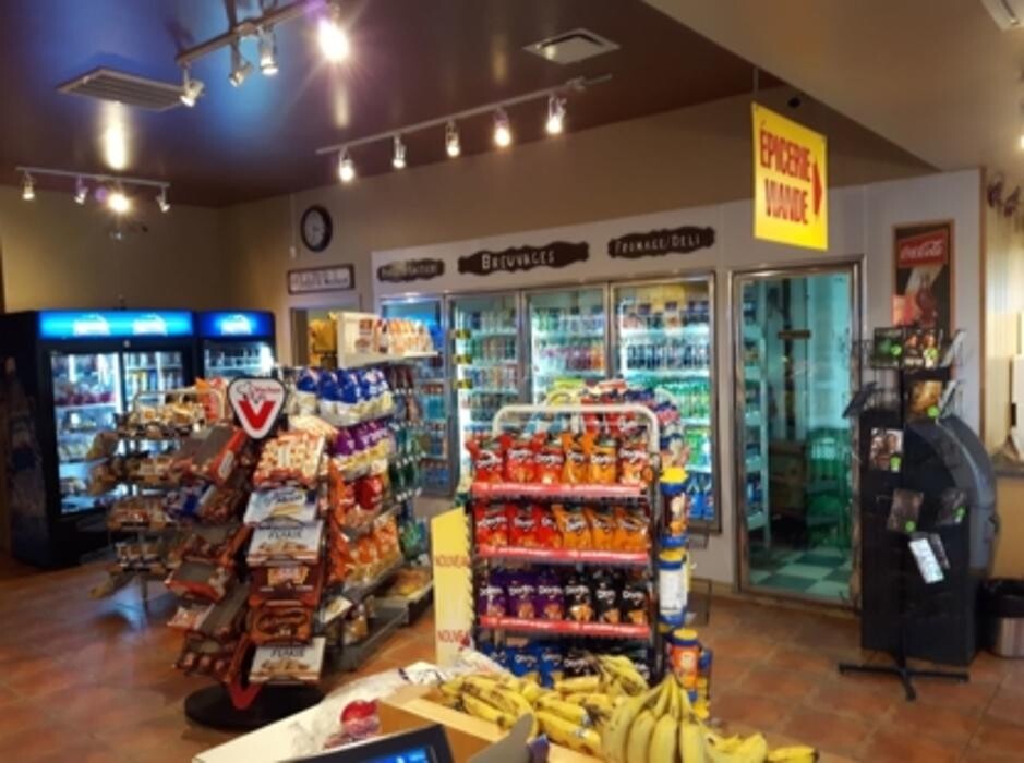 Images Dépanneur du Coin Rioux
