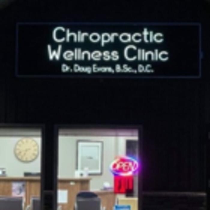 Chiropractic Wellness Clinic Logo