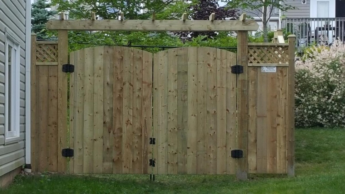 Images MacDonald Fencing