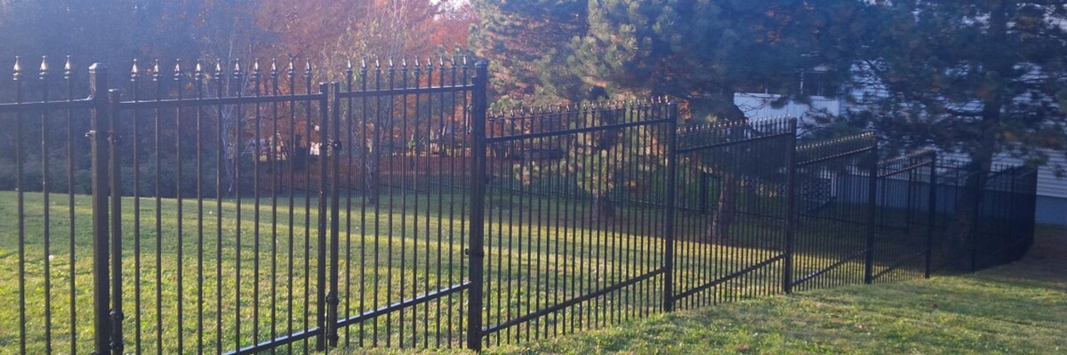 Images MacDonald Fencing