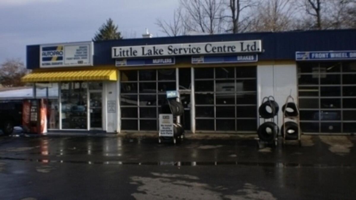 Images NAPA AUTOPRO - Little Lake Service Centre Inc.