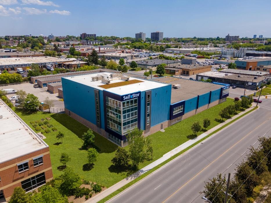 Images Self Stor Storage North York