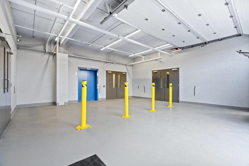 Images Self Stor Storage North York