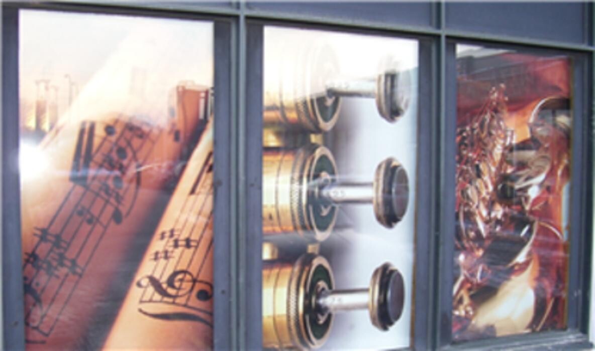 Images Creative Signs & Designs