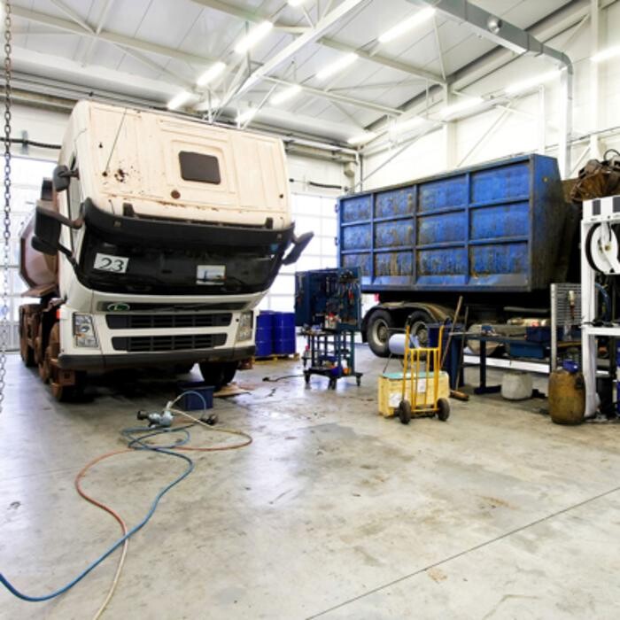 Images Complete Western Star - B & I's Complete Truck Centre