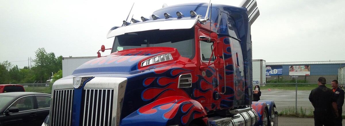 Images Complete Western Star - B & I's Complete Truck Centre