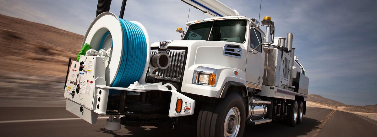 Images Complete Western Star - B & I's Complete Truck Centre