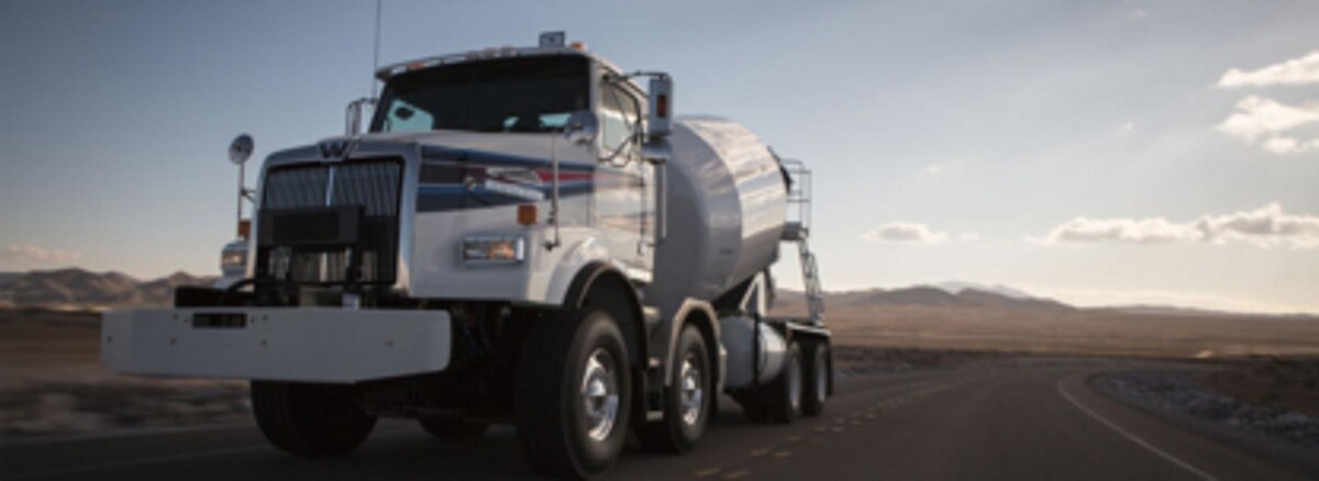 Images Complete Western Star - B & I's Complete Truck Centre