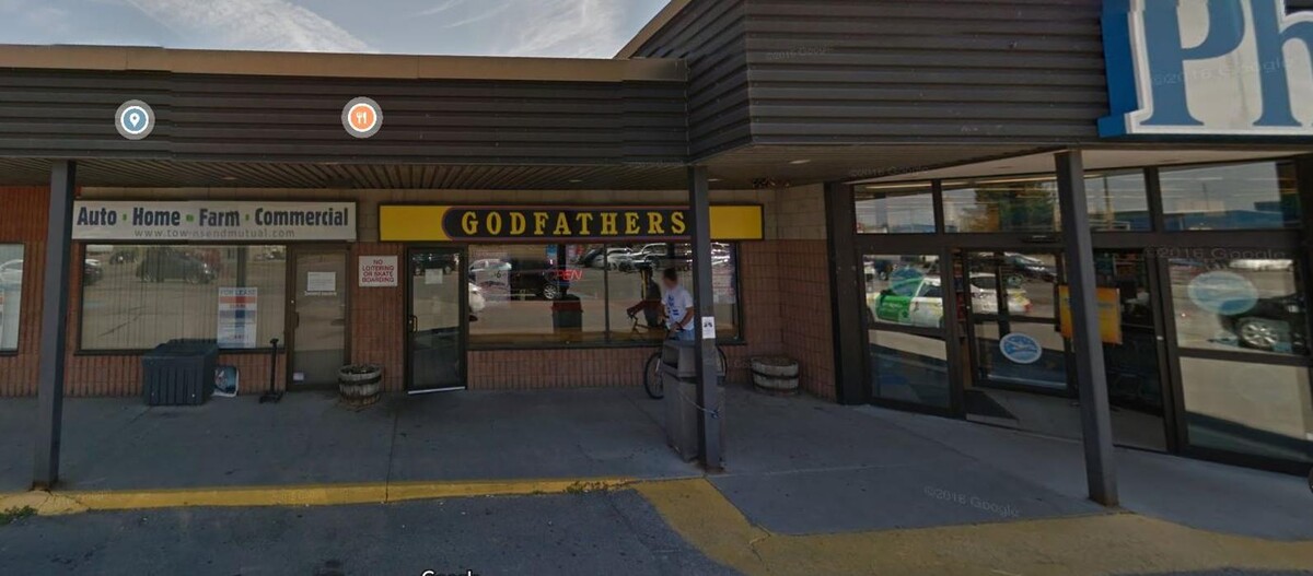 Images Godfathers Pizza - Waterford