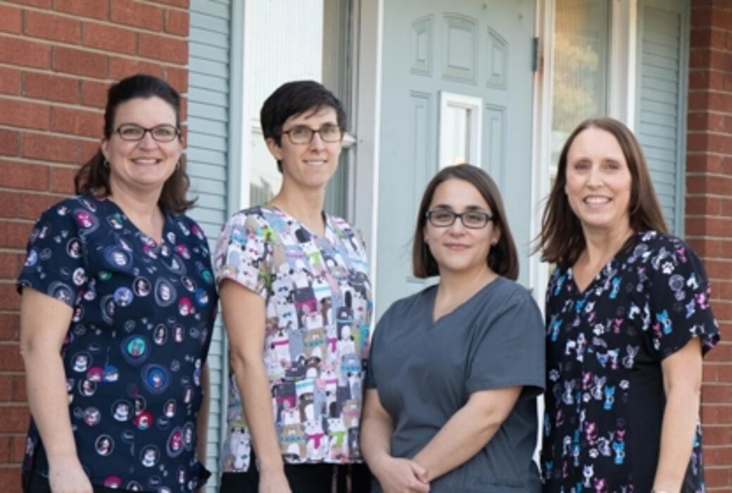 Images Snelgrove Veterinary Services