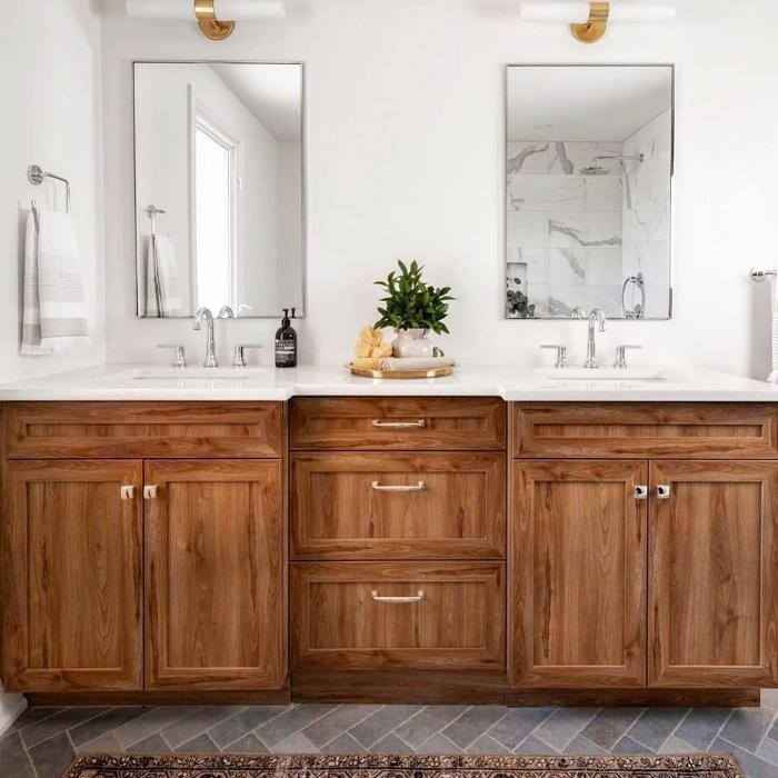 Images Deslaurier Custom Cabinets