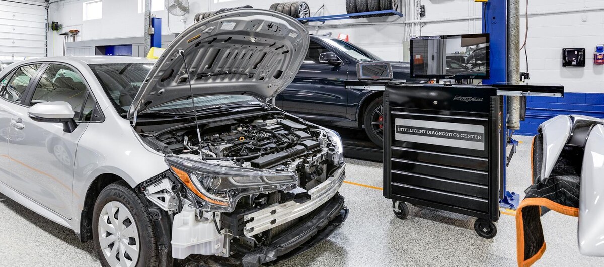 Images Exclusive Collision Centre Inc.
