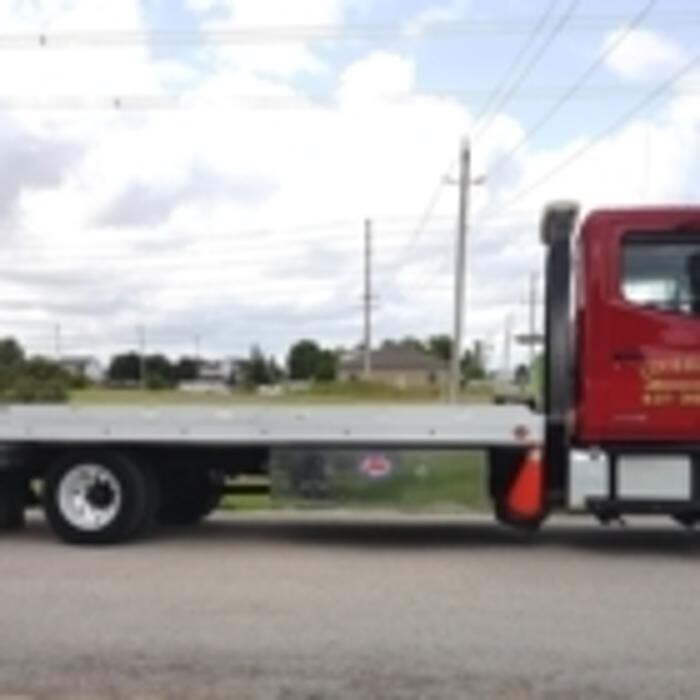 Images Loveday's Towing