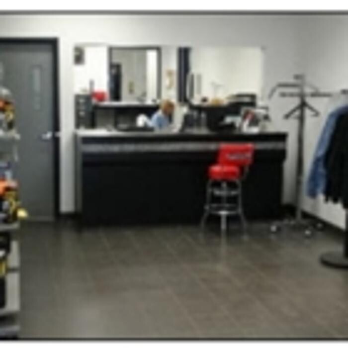 Images Francis Canada Truck Centre Inc