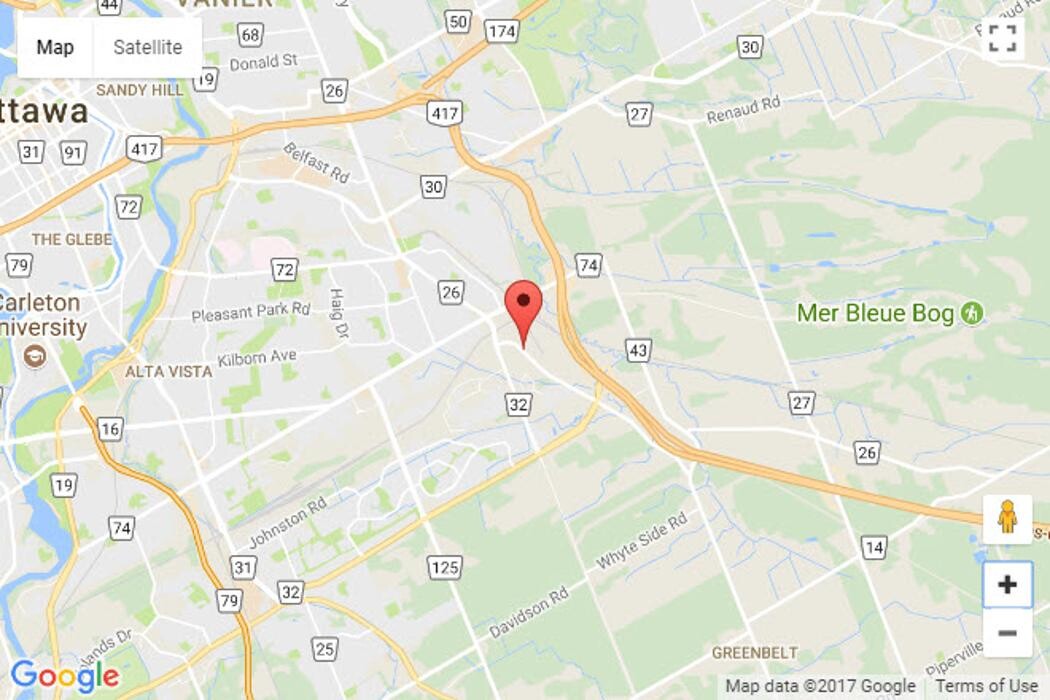 Images Francis Canada Truck Centre Inc