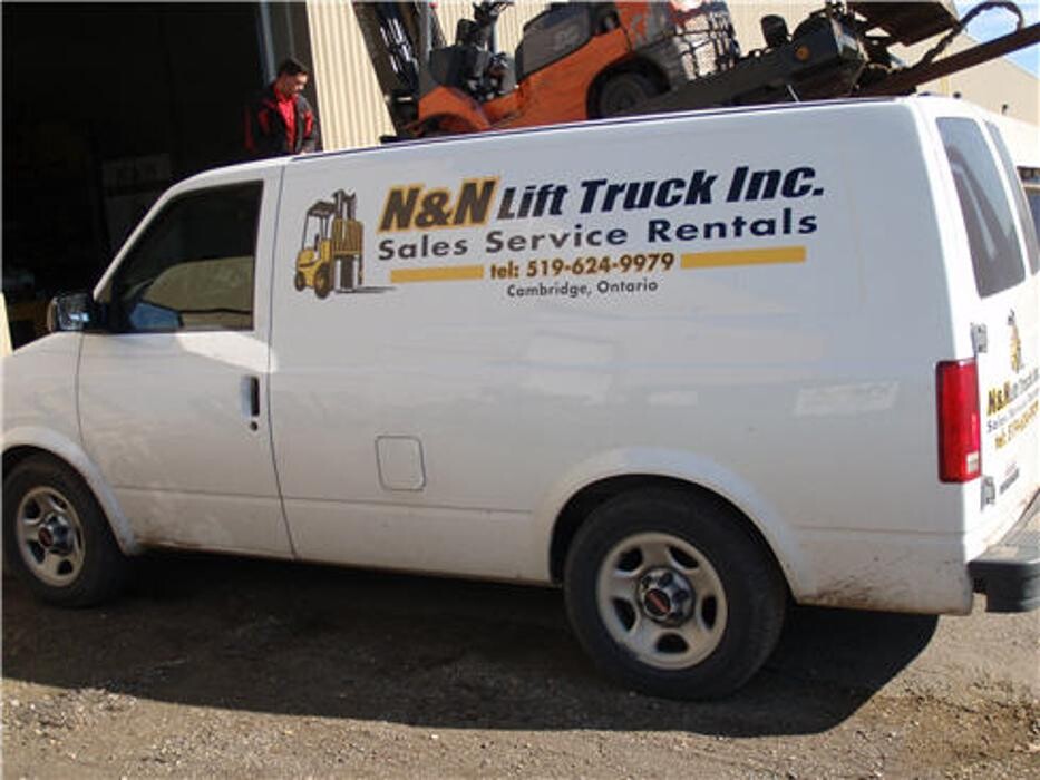 Images N & N Lift Truck Inc