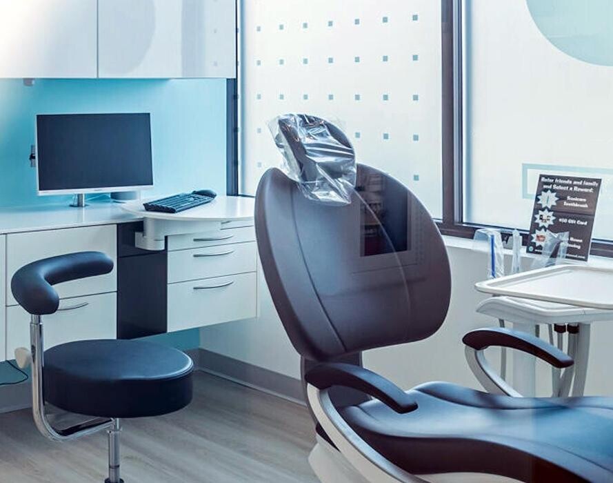 Images The Perio Centre - Dr. Adam Ohayon Periodontist & Dental Implants