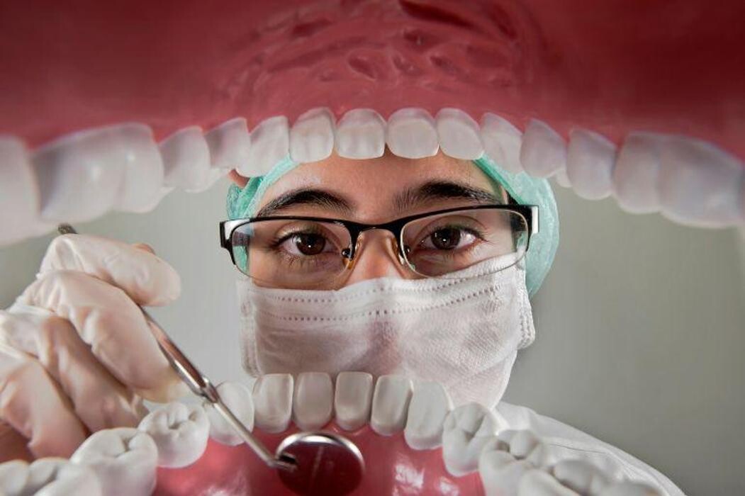 Images The Perio Centre - Dr. Adam Ohayon Periodontist & Dental Implants