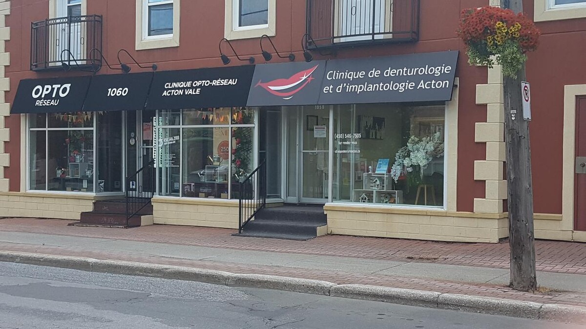 Images Clinique de Denturologie Acton inc
