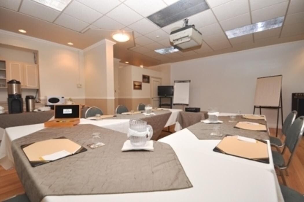 Images Days Inn