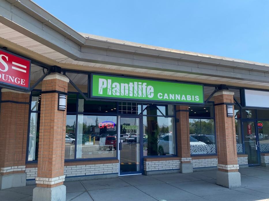 Images Plantlife Cannabis Shawnessy Calgary