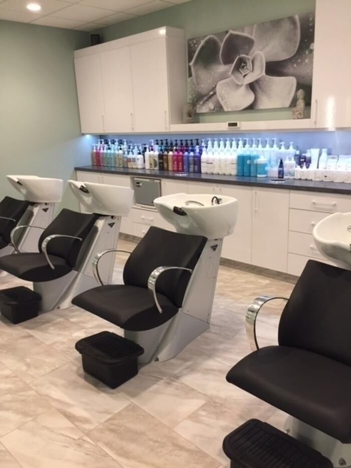 Images Vibrant Salon & Spa