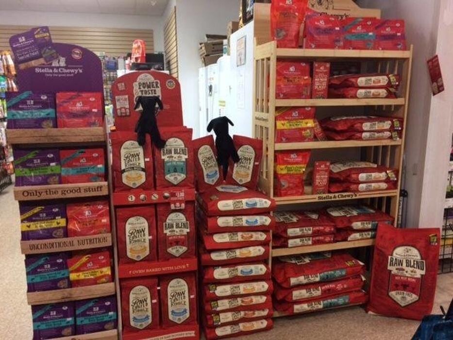 Images March Road Pet Food & Supplies