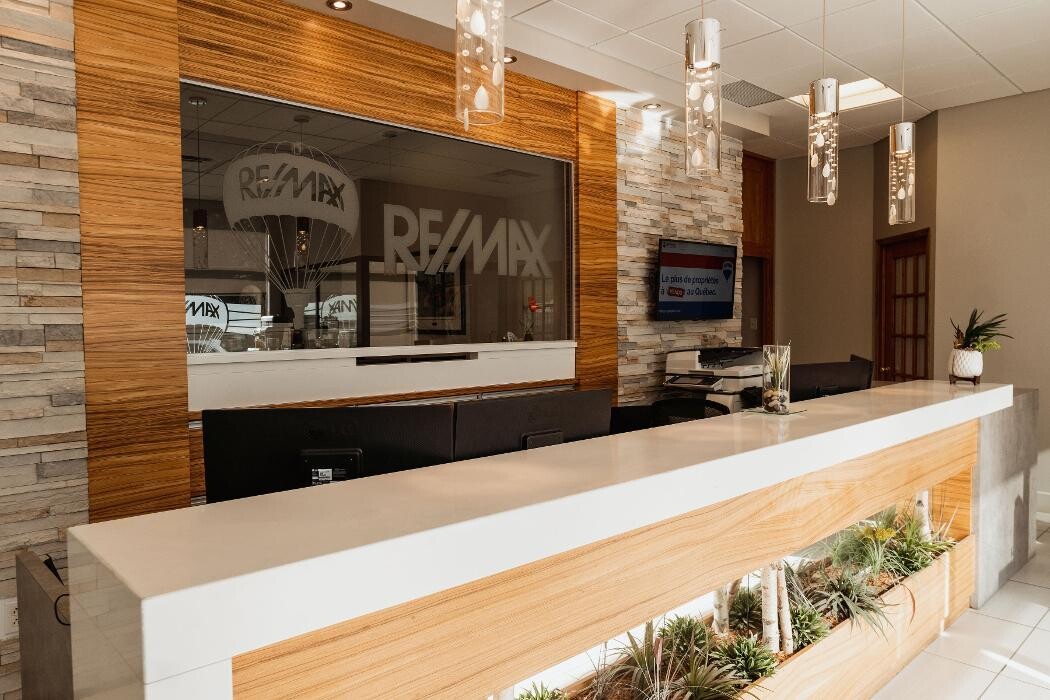 Images RE/MAX ALLIANCE