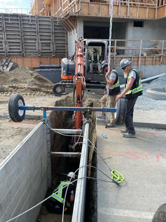 Images Redline Excavating Ltd.