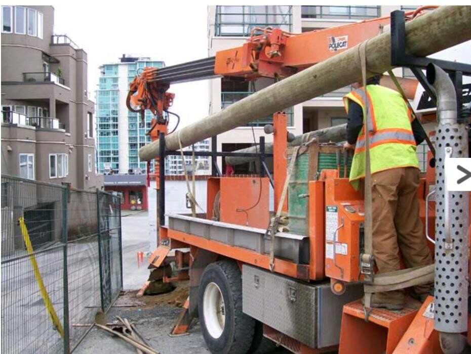 Images D & B Auger Services Inc