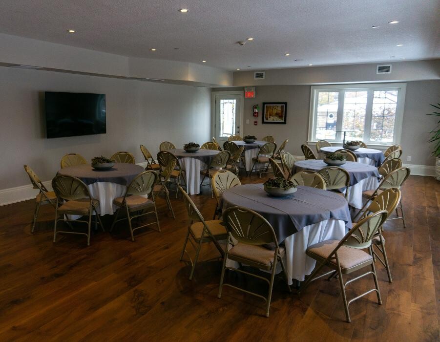 Images Kitching Steepe & Ludwig Funeral Home Limited