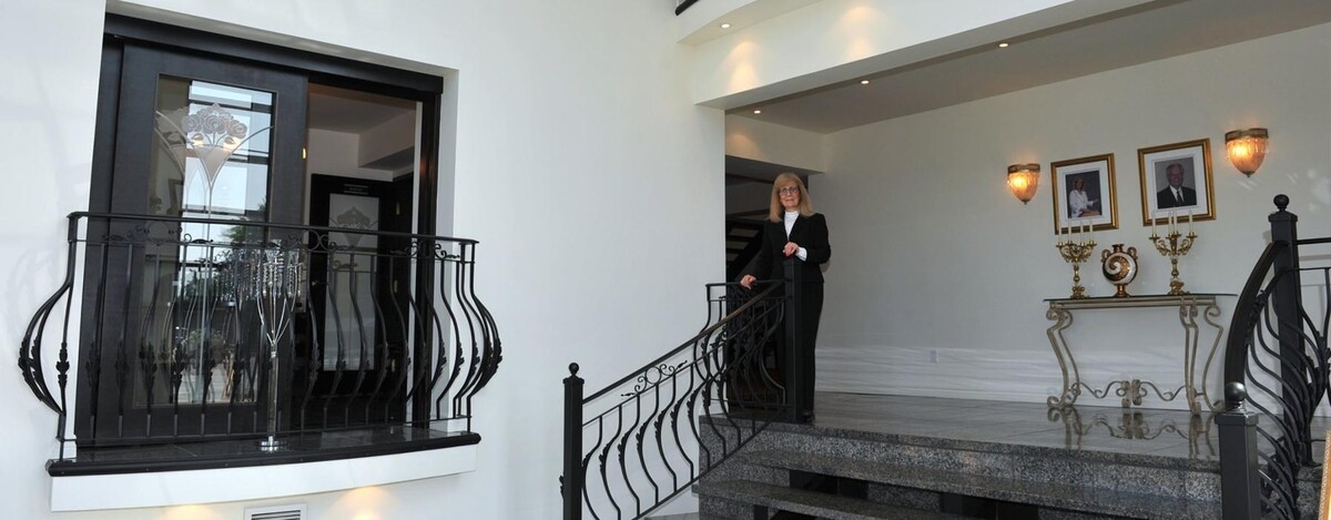 Images Complexe Funéraire Mozart Desforges Inc.