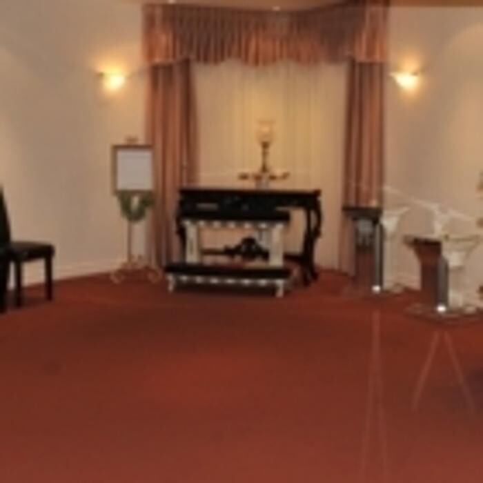 Images Complexe Funéraire Mozart Desforges Inc.