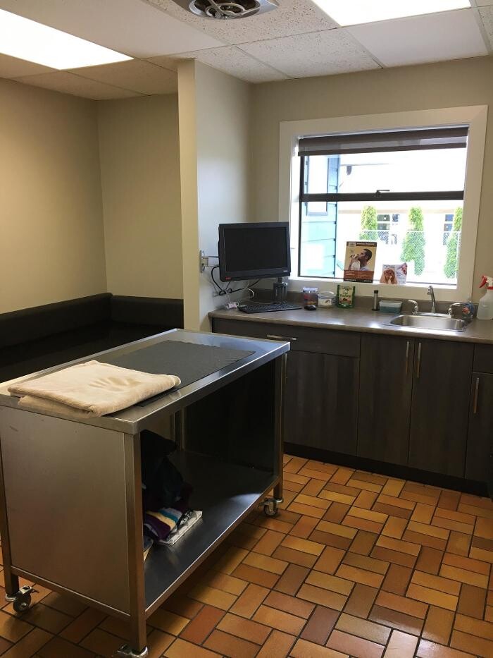 Images Dogwood Veterinary Hospital Ltd