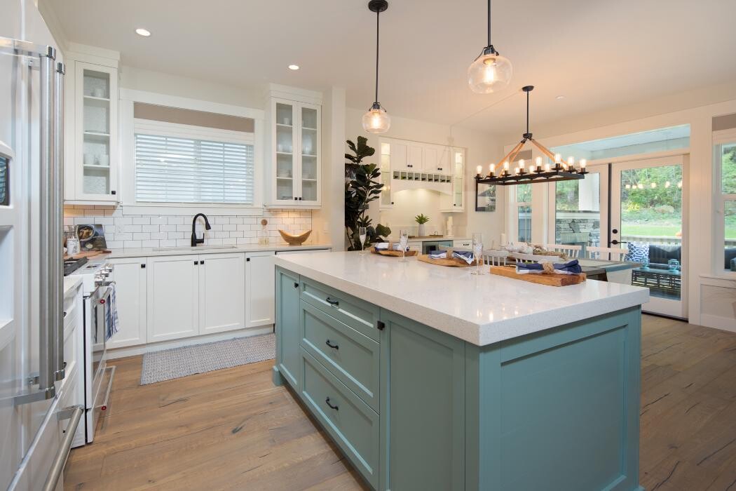 Images Klyn Kitchens & Cabinets