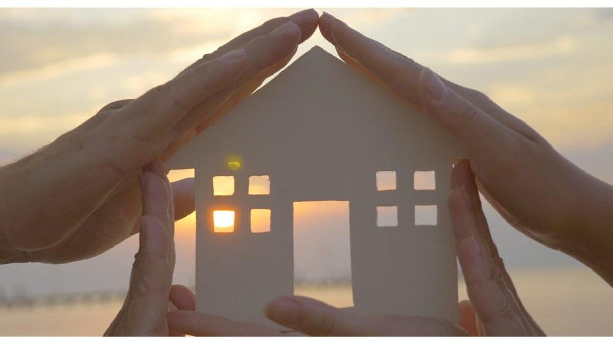 Images Fox-Miles and Associates Licenced Insolvency Trustee