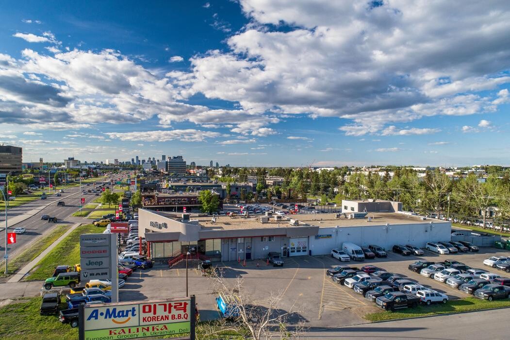 Images Big 4 Motors Ltd.