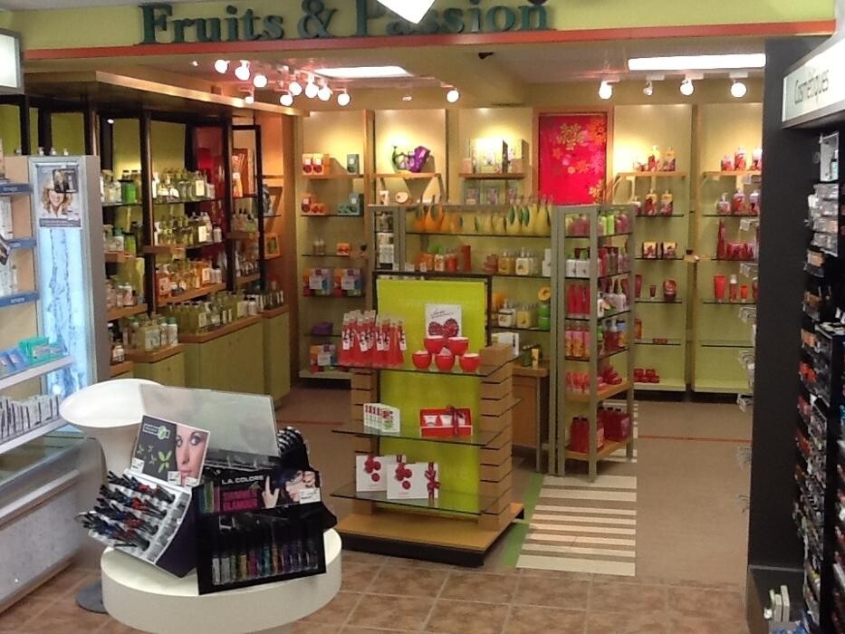 Images Proxim pharmacie affiliée - Steve Babin