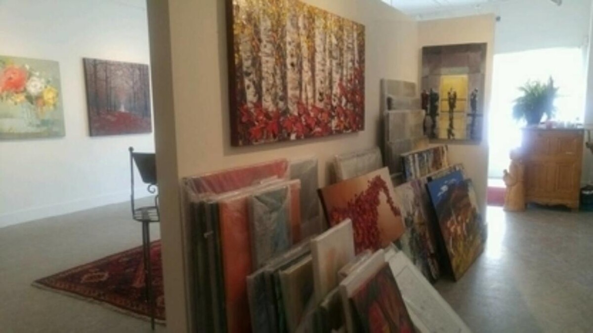 Images Artisan's Alley